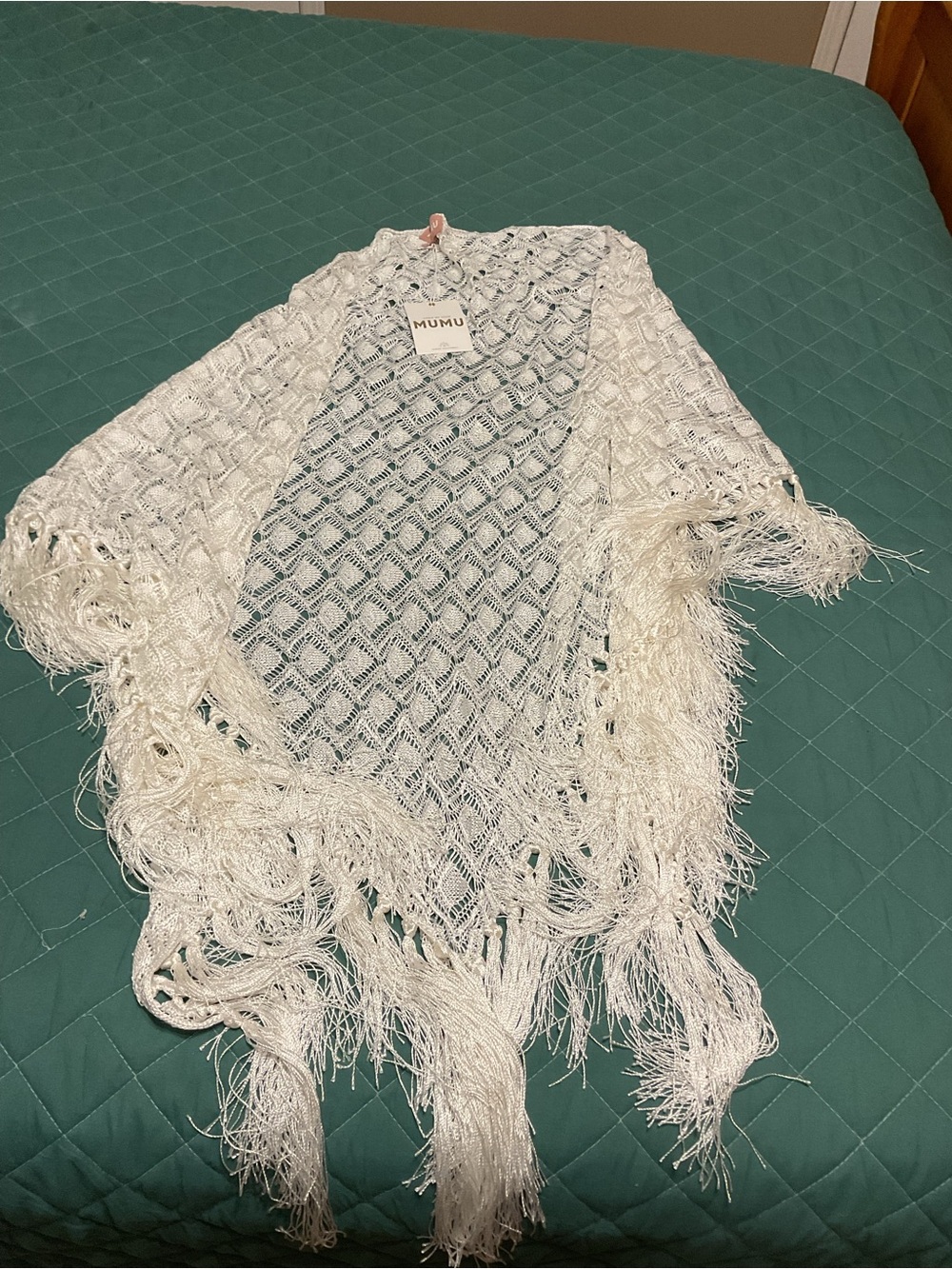 NWT Show me your MUMU crochet fringe kimono shawl wrap in white boho cardigan